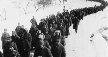 Пленные солдаты вермахта под Сталинградом. Пленные солдаты вермахта под Сталинградом.