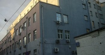 Задняя часть дома общества «Прометей» на Смоленском бульваре. 