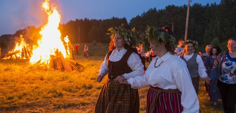 Национальный латышский праздник Лиго