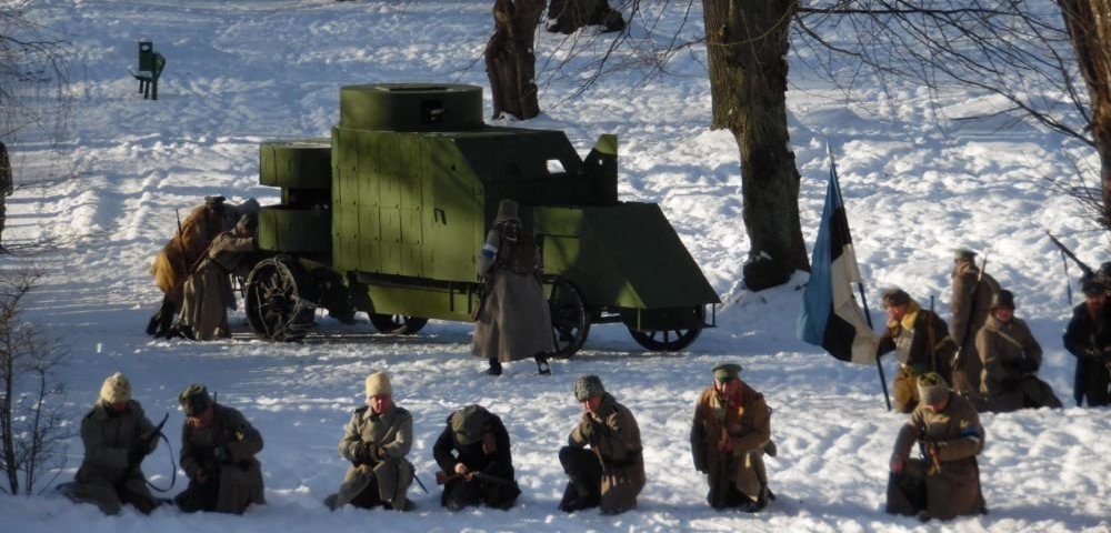 В Таллине прошли военно-исторические реконструкции сражений, посвященных 100-летнему юбилею независимости Эстонии.