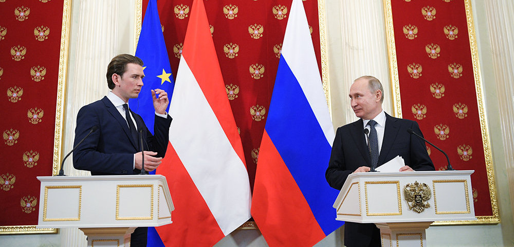 Президент РФ Владимир Путин и канцлер Австрии Себастьян Курц.