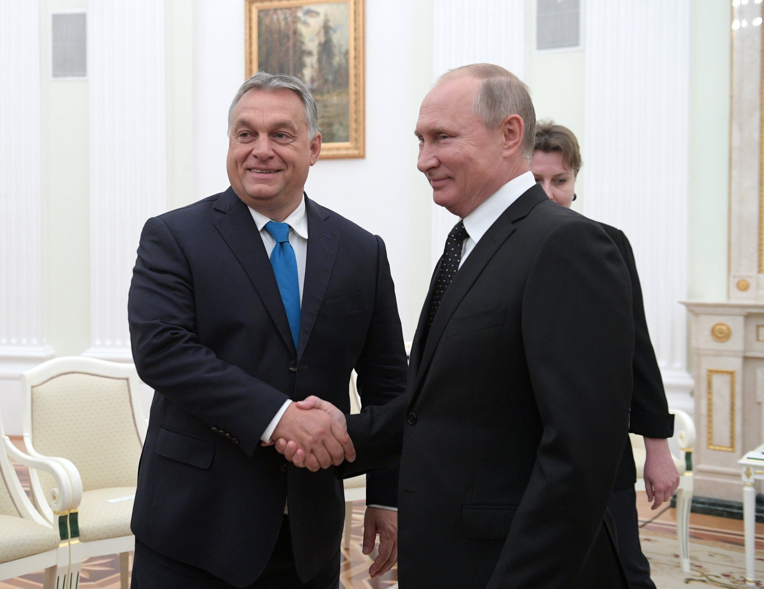 Президент РФ Владимир Путин и премьер-министр Венгрии Виктор Орбан (слева) во время встречи 18 сентября 2018