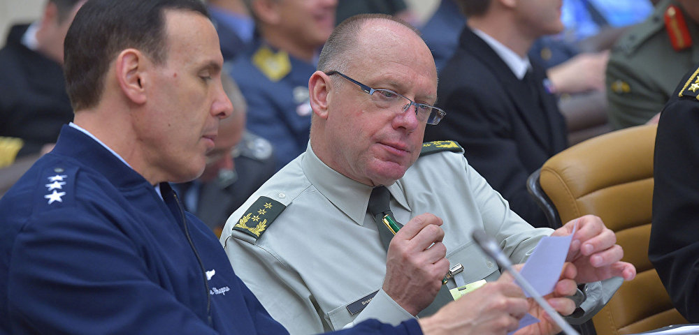 Начальник Международного военного штаба (МВШ) при штаб-квартире НАТО Ян Брукс