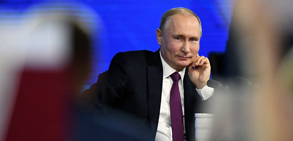 Президент РФ Владимир Путин во время ежегодной большой пресс-конференции, 20 декабря 2018