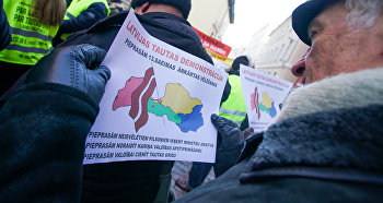 Акция протеста у здания Сейма с требованием провести внеочередные парламентские выборы, 22 января 2019 