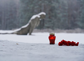 Мероприятие "Минута Памяти" в мемориальном комплексе в Саласпилсе,  27 января 2019
