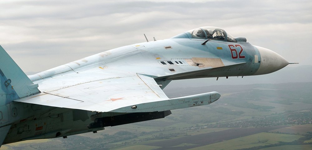 Российский многоцелевой истребитель Су-27