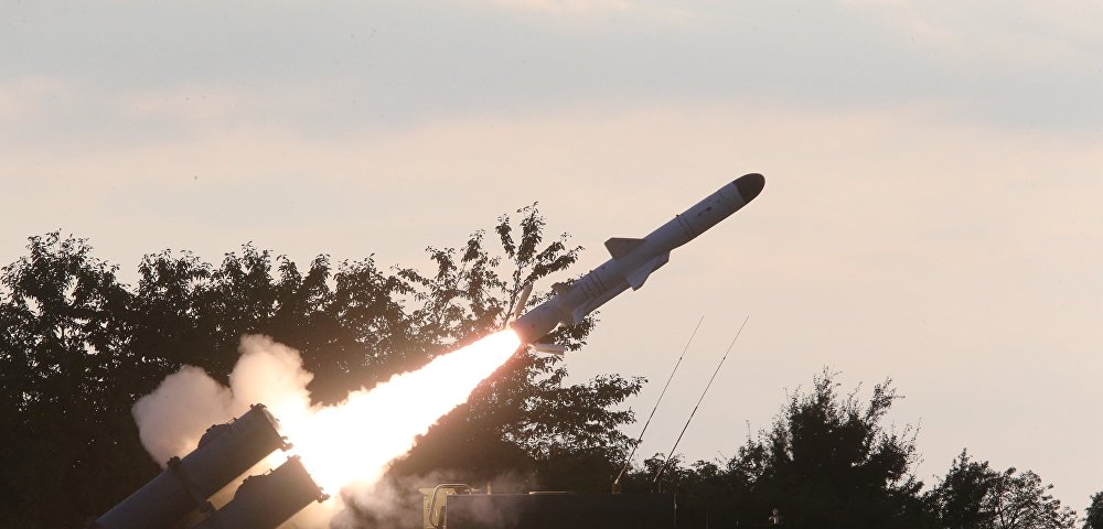 Пуск противокорабельной ракеты БРК "Бал" в рамках учений "Запад-2017"