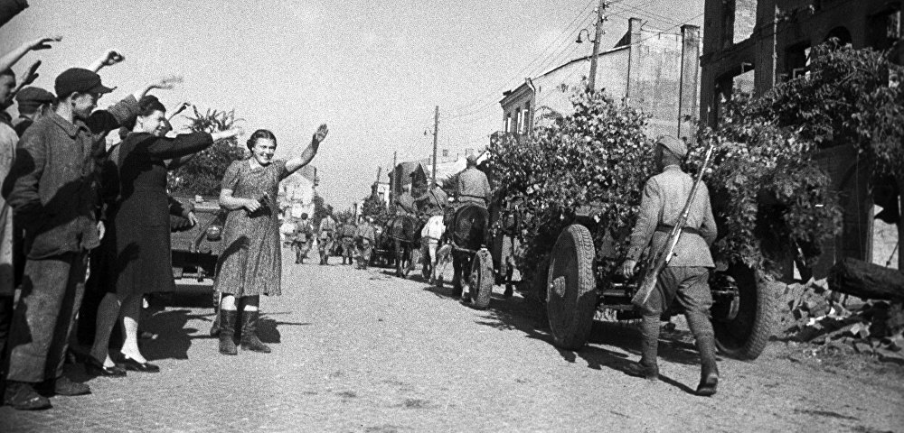 Город Белосток освобожден 27 июля 1944 года войсками 2-го Белорусского Фронта в ходе Белостокской операции.