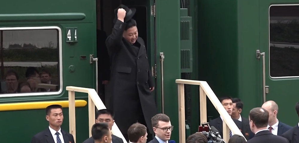 Ким Чен Ына в России встретили с хлебом и солью