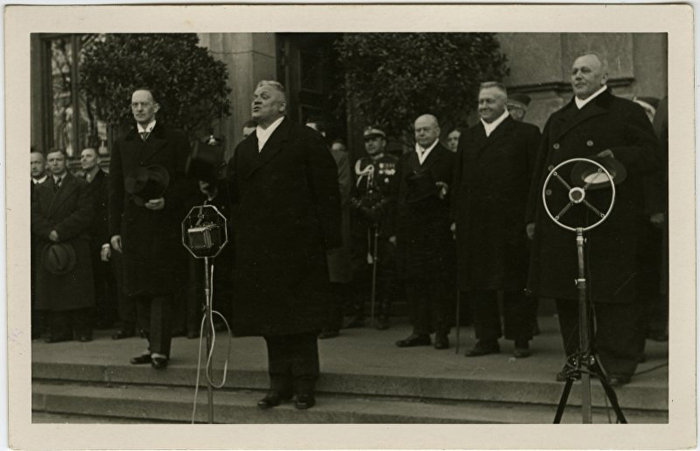 Выступление президента Карлиса Улманиса в Риге, 1930е годы