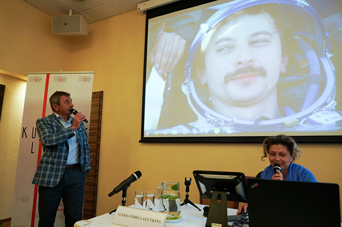 Российский космонавт Александр Лазуткин на открытой встрече в Риге, 25 июня 2019