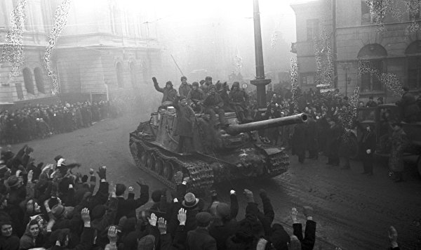 Освобождение 19 января 1945 г. войсками 1-го Белорусского фронта польского города Лодзь