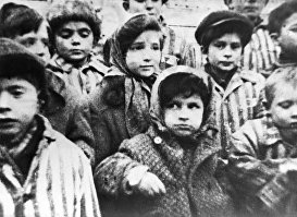 Дети из концентрационного лагеря "Освенцим"