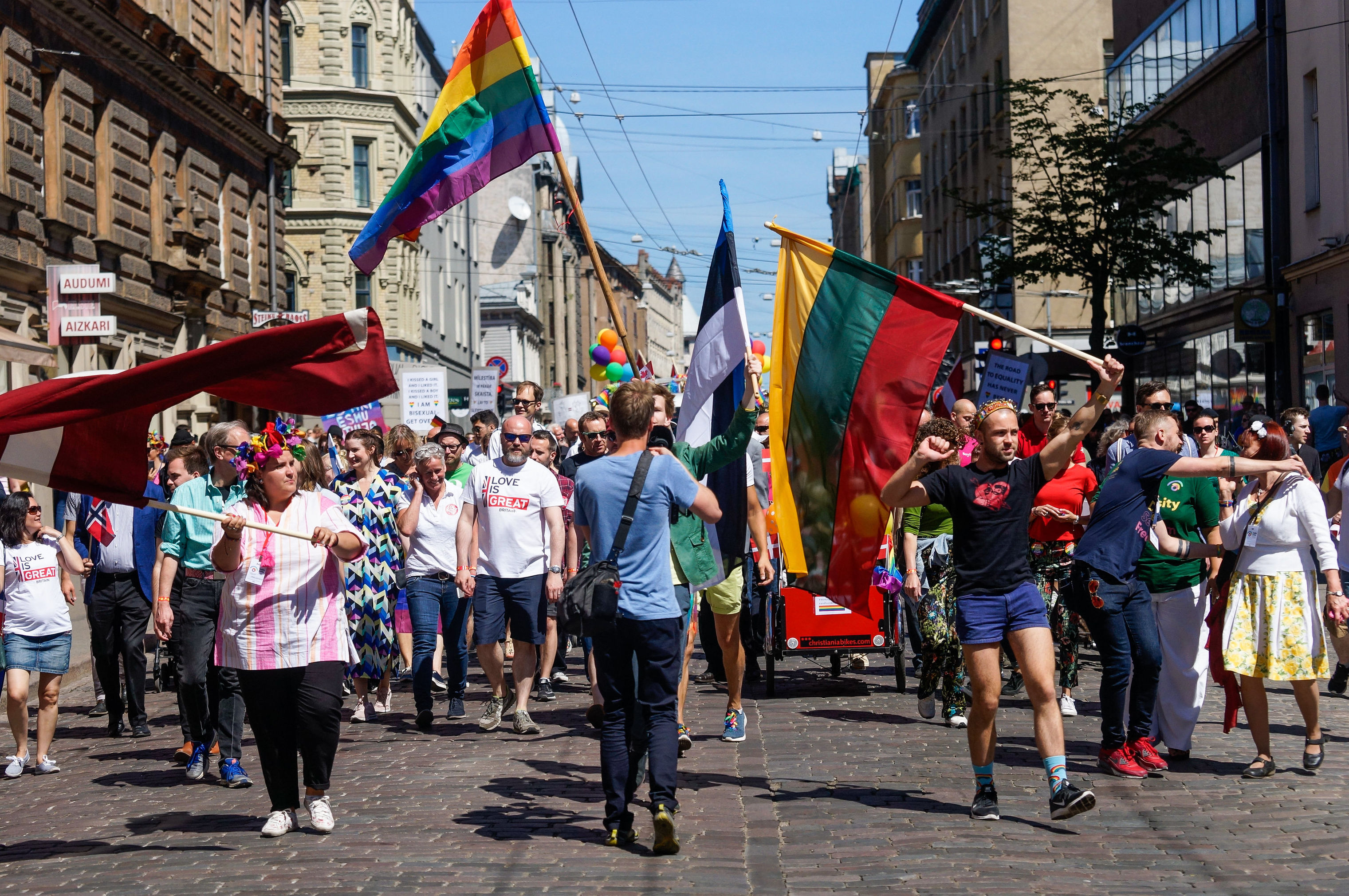 гей парад в вильнюсе фото 22