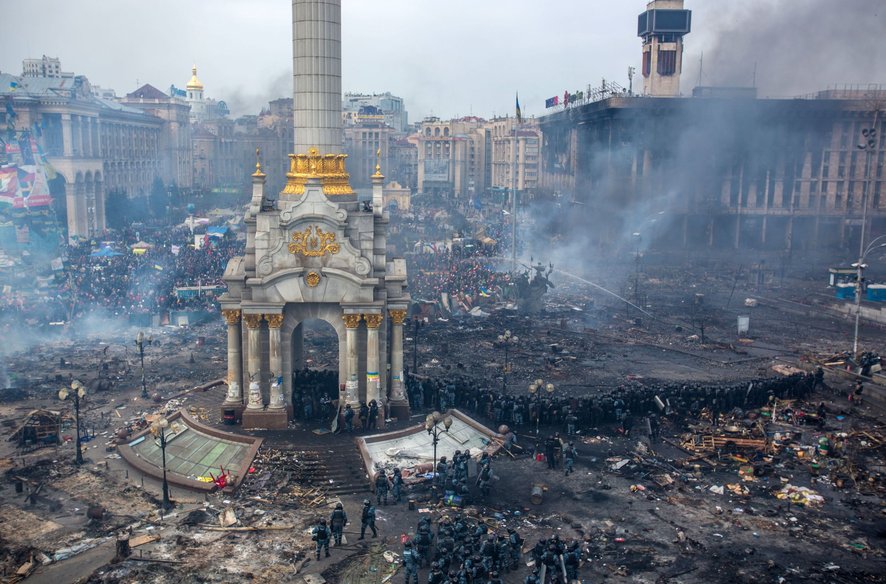 Майдан. Майдан на Украине в 2014. Киев площадь независимости Евромайдан. Майдан Незалежности Киев 2014. Майдан 2014 площадь независимости.